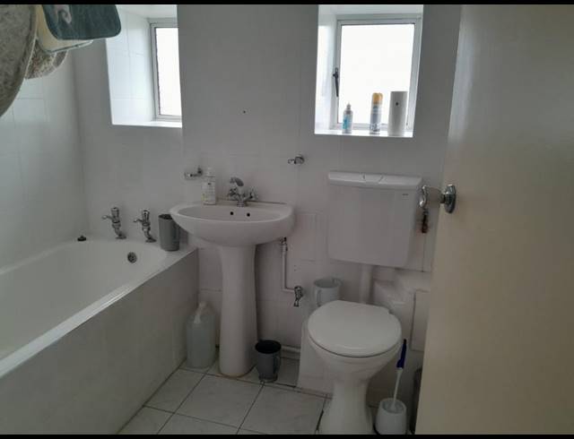 2 BEDROOM PROPERTY TO RENT IN NORTH BEACH